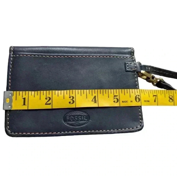 Fossil Austin Wristlet Purse Turn Lock Leather Black Brass Unisex Women One Size - Picture 14 of 15